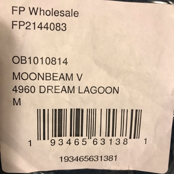 Free People Sweater Moonbeam V  In Dream Lagoon New With Tags - Picture 7 of 7